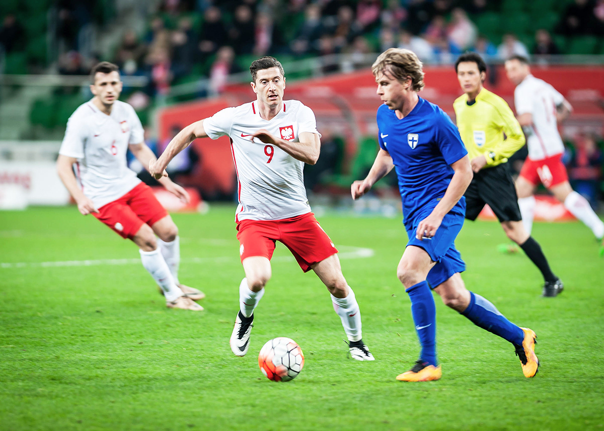 Ba Lan vs Phần Lan (1h45 8/10): Đại bàng thêm móng vuốt