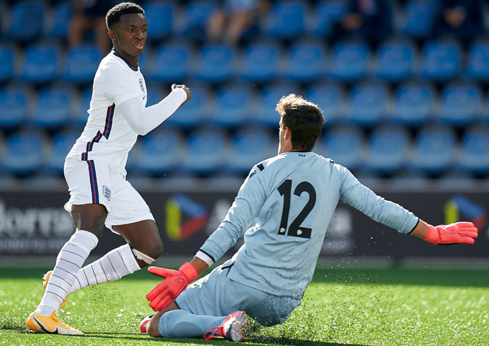 Anh U21 vs Thổ Nhĩ Kỳ U21, 1h30 ngày 14/10: Vé sớm?