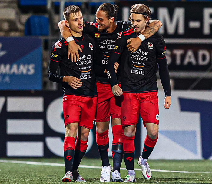 Excelsior vs Helmond, 0h45 ngày 27/10: Khó có bất ngờ