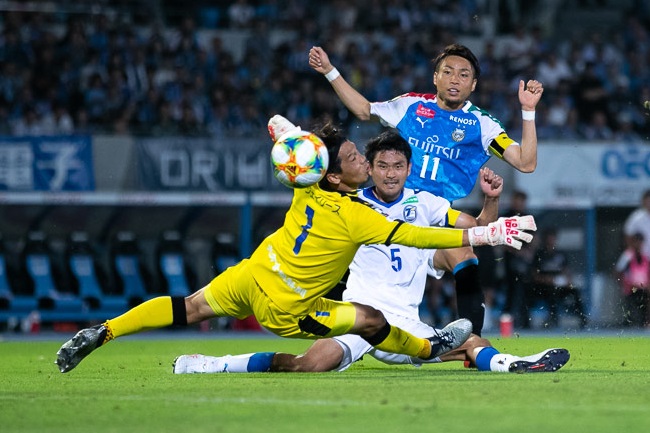 Oita Trinita vs Kawasaki Frontale, 12h00 ngày 21/11: Hòa cũng vô địch