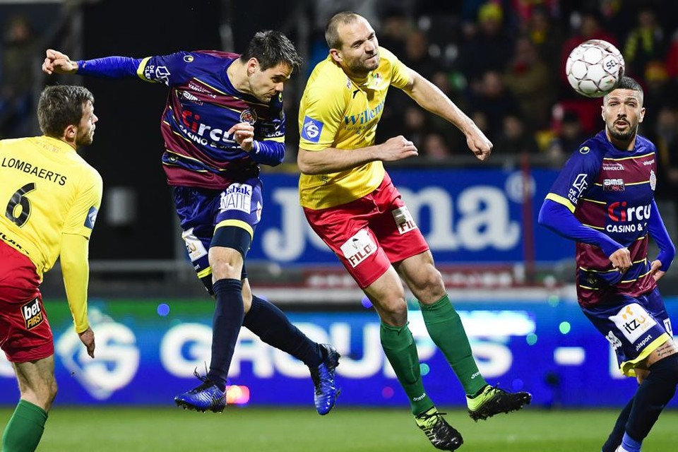 Waasland-Beveren vs KV Oostende, 23h ngày 24/11: Bám đuổi nhóm an toàn Waasland-Beveren vs KV Oostende, 23h ngày 24/11: Bám đuổi nhóm an toàn