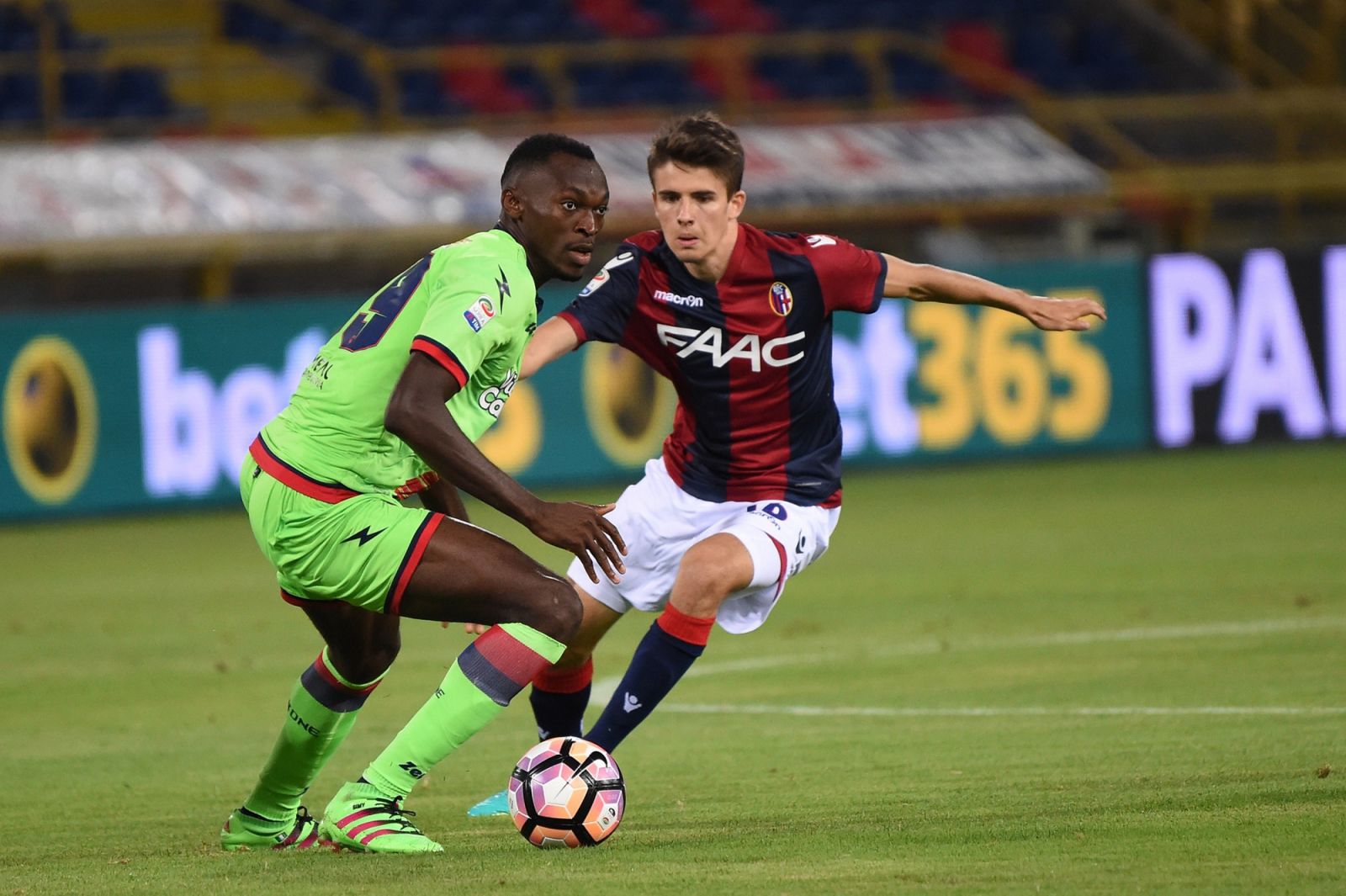 Bologna vs Crotone (21h 29/11): Tin vào tân binh