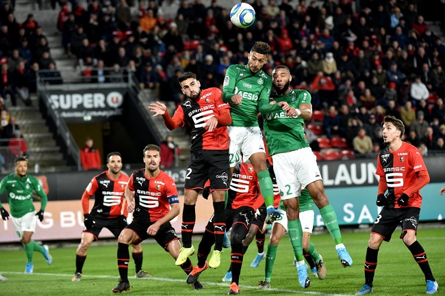 Saint Etienne vs Lille, 3h00 ngày 30/11: Lao dốc không phanh