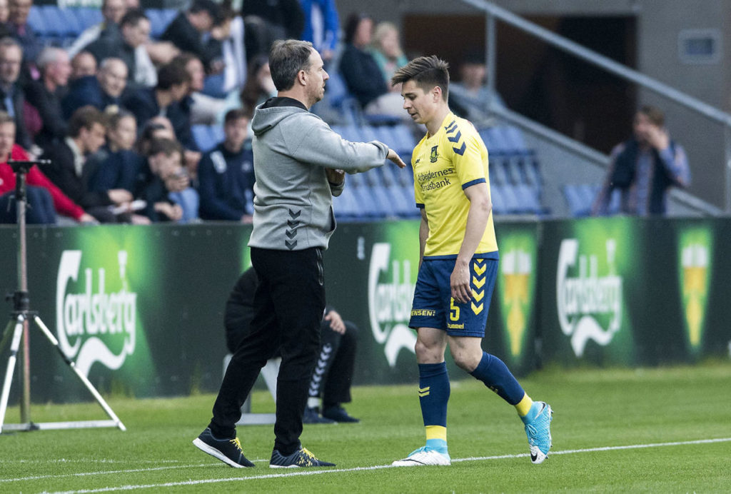 Brondby vs Lyngby, 0h ngày 1/12: Hướng tới ngôi đầu Brondby vs Lyngby, 0h ngày 1/12: Hướng tới ngôi đầu
