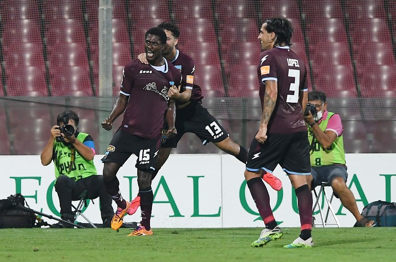 Salernitana vs Virtus Entella, 3h ng&agrave;y 22/12: Cơ hội trời cho