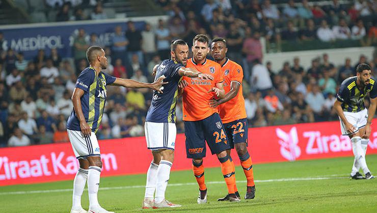Fenerbahce vs Istanbul Basaksehir, 23h ngày 23/12: Hiểm địa Sukru Saracoglu
