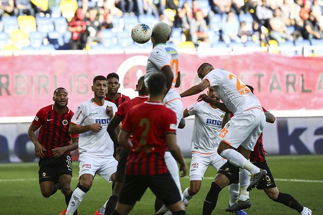 Gaziantep FK vs Alanyaspor, 17h30 ngày 27/12: Cơ hội thay đổi lịch sử Gaziantep FK vs Alanyaspor, 17h30 ngày 27/12: Cơ hội thay đổi lịch sử