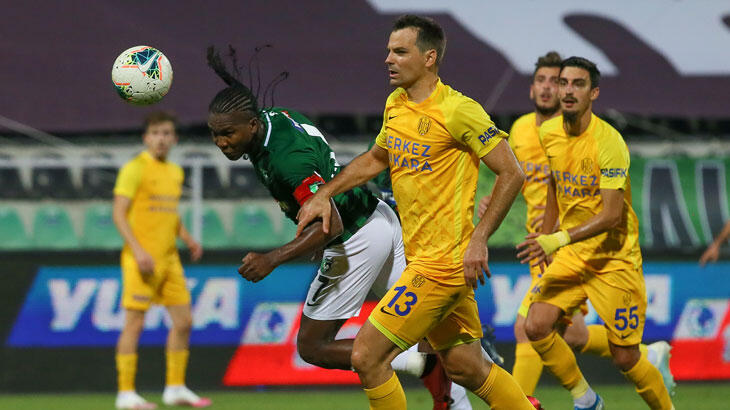 Denizlispor vs Ankaragucu, 20h ngày 27/12: Khách chìm đáy