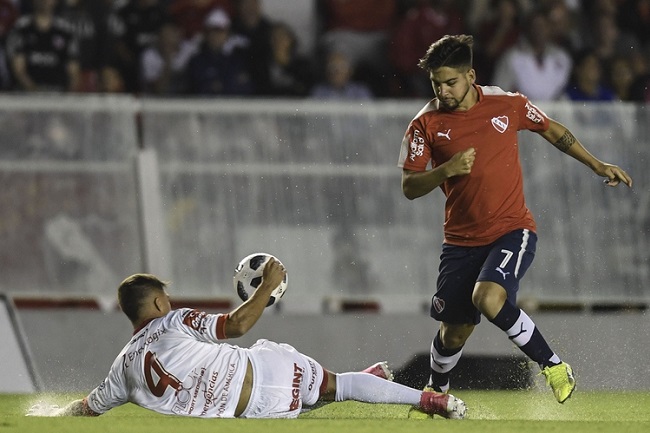 Argentinos Juniors vs Independiente, 5h20 ngày 29/12: Cạnh tranh ngôi đầu