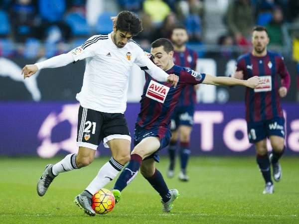 Eibar vs Valencia (3h 8/12): Bắn hạ bầy dơi Eibar vs Valencia (3h 8/12): Bắn hạ bầy dơi