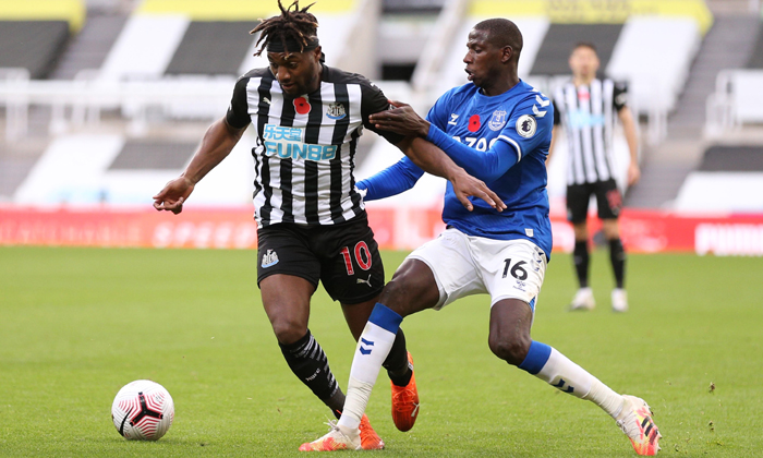 Newcastle vs West Brom (22h 12/12): Lần đầu cho Chích chòe?