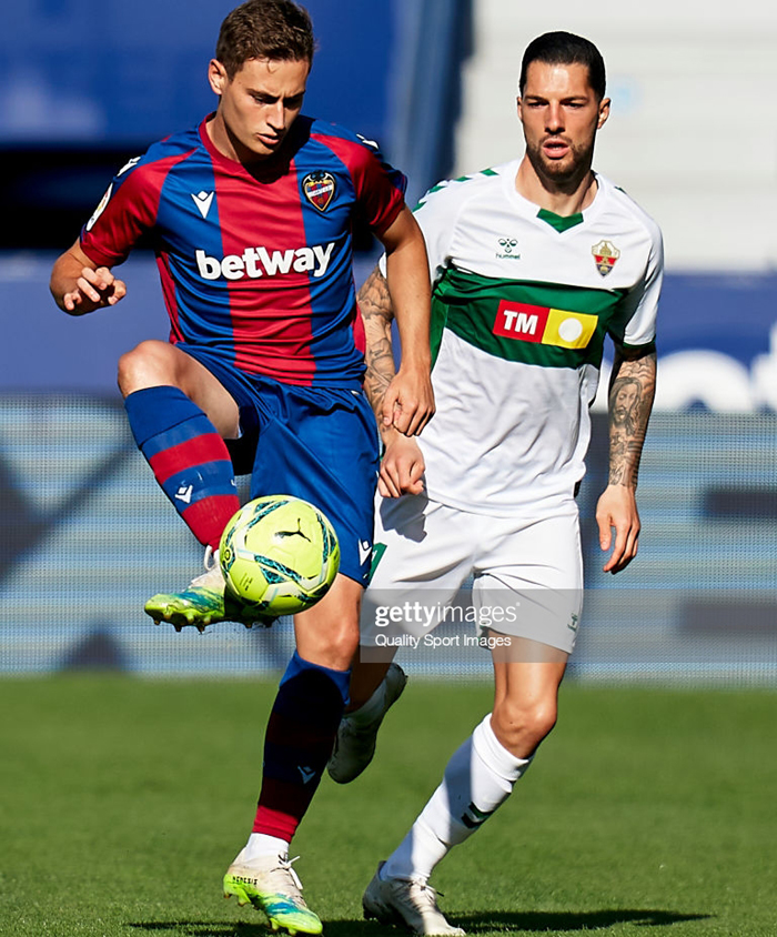 Murcia vs Levante (1h 17/12): Khách đi tiếp?