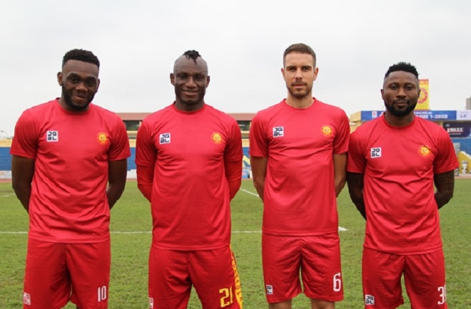 Chuyển nhượng V.League 24/2: SHB Đà Nẵng chiêu mộ trung vệ từng đá C1 châu Á