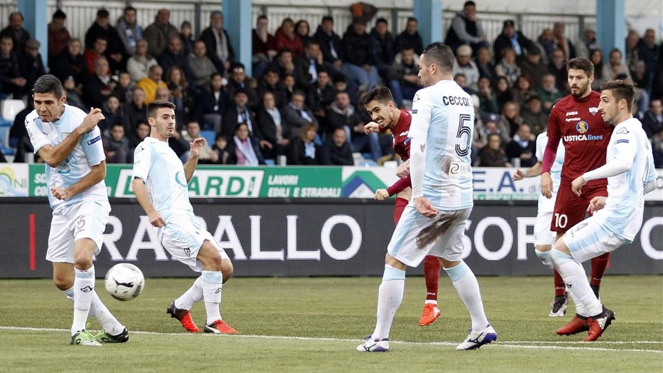 Nhận định Virtus Entella vs Crotone, 3h00 ngày 29/2: Áp sát top 2
