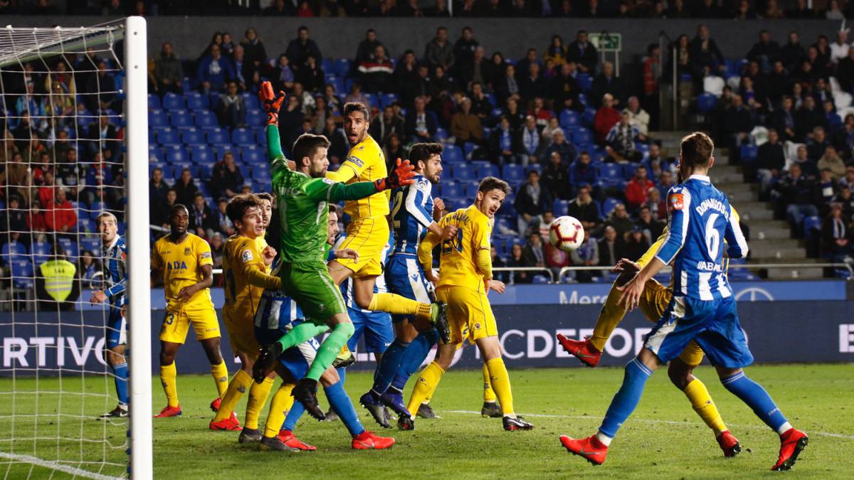 Nhận định Alcorcon vs Deportivo La Coruna, 18h00 ngày 9/2: Khách ép chủ Nhận định Alcorcon vs Deportivo La Coruna, 18h00 ngày 9/2: Khách ép chủ