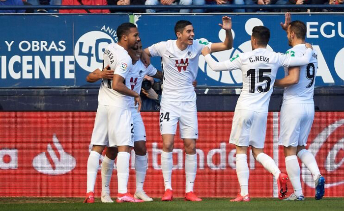 Osasuna 0-3 Granada: Hết sợ s&acirc;n kh&aacute;ch