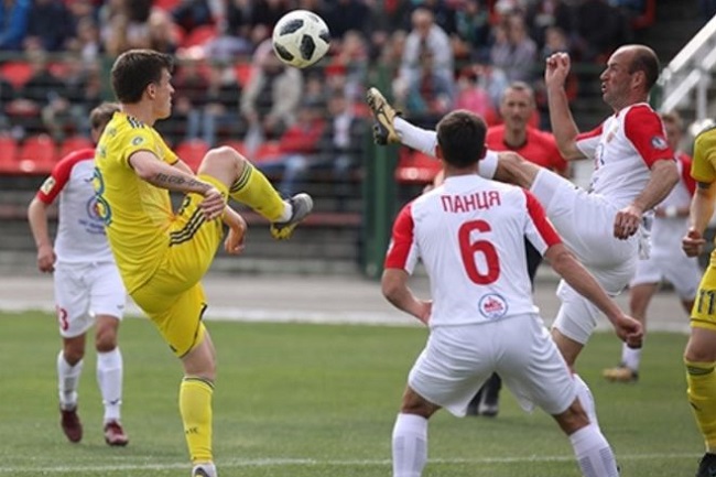 Slavia Mozyr vs BATE Borisov, 21h30 8/4: Không để khách lấn át