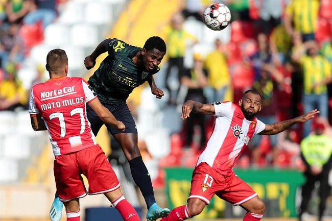 Tondela vs Aves, 3h15 ngày 12/6: Chìm trong khủng hoảng