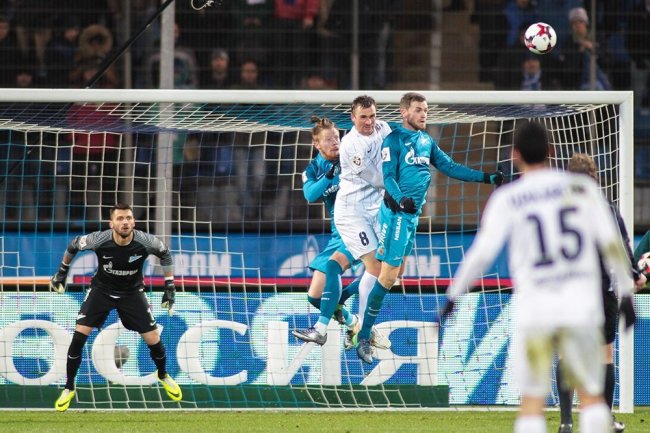 Zenit vs Krylya Sovetov, 0h30 ngày 27/6: Sức mạnh vượt trội