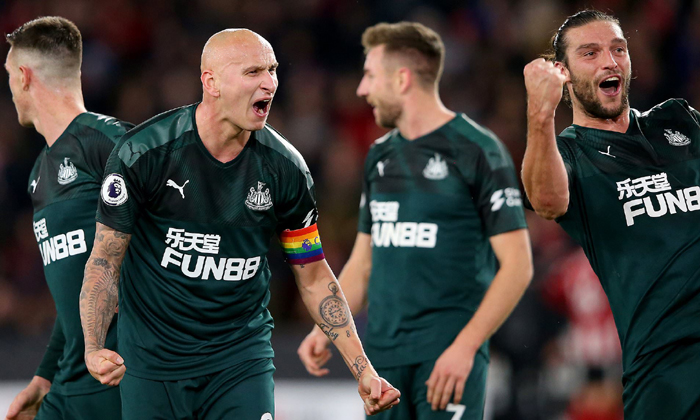 Newcastle vs Sheffield United (20h 21/6): Top 4 xa dần?