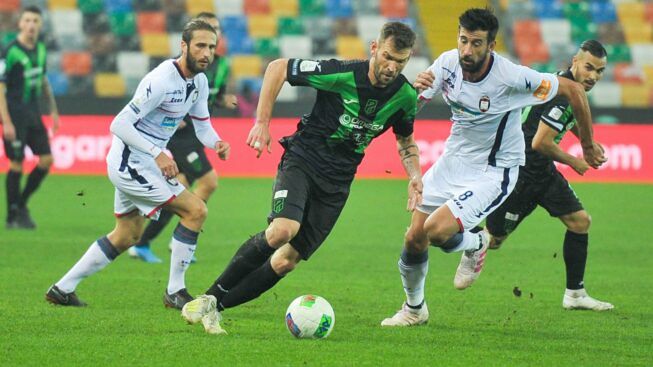 Crotone vs Pordenone, 2h ngày 14/7: Bất phân thắng bại Crotone vs Pordenone, 2h ngày 14/7: Bất phân thắng bại