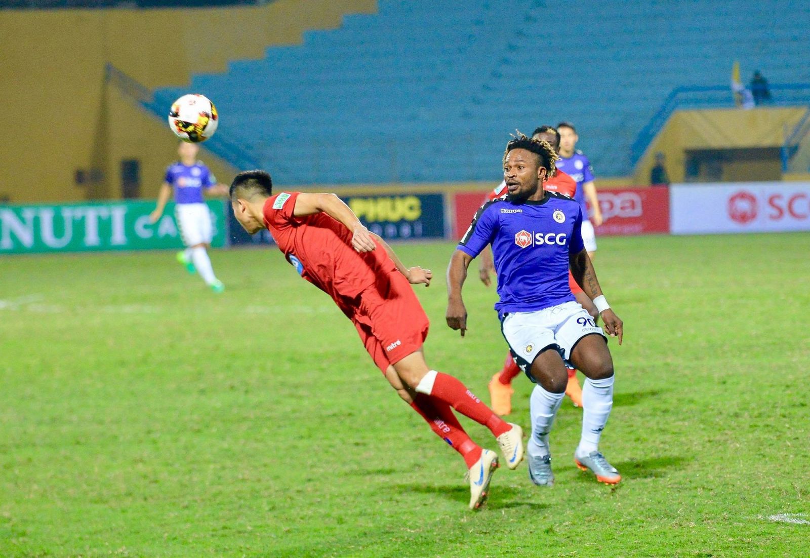 Hà Nội vs Hải Phòng, 19h15 ngày 17/7: Tiếp đà khủng hoảng