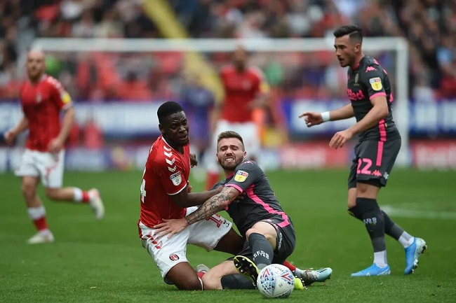 Leeds United vs Charlton Athletic, 1h30 ngày 23/7: Trụ hạng trước tân vô địch