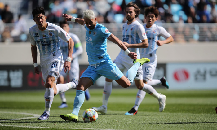 Sangju Sangmu vs Ulsan Hyundai, 17h ngày 25/7: Cản bước ‘ngựa ô’?