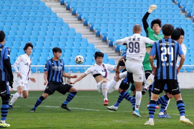 Incheon United vs Jeonbuk Motors, 17h00 ngày 19/7: Khó cản ĐKVĐ