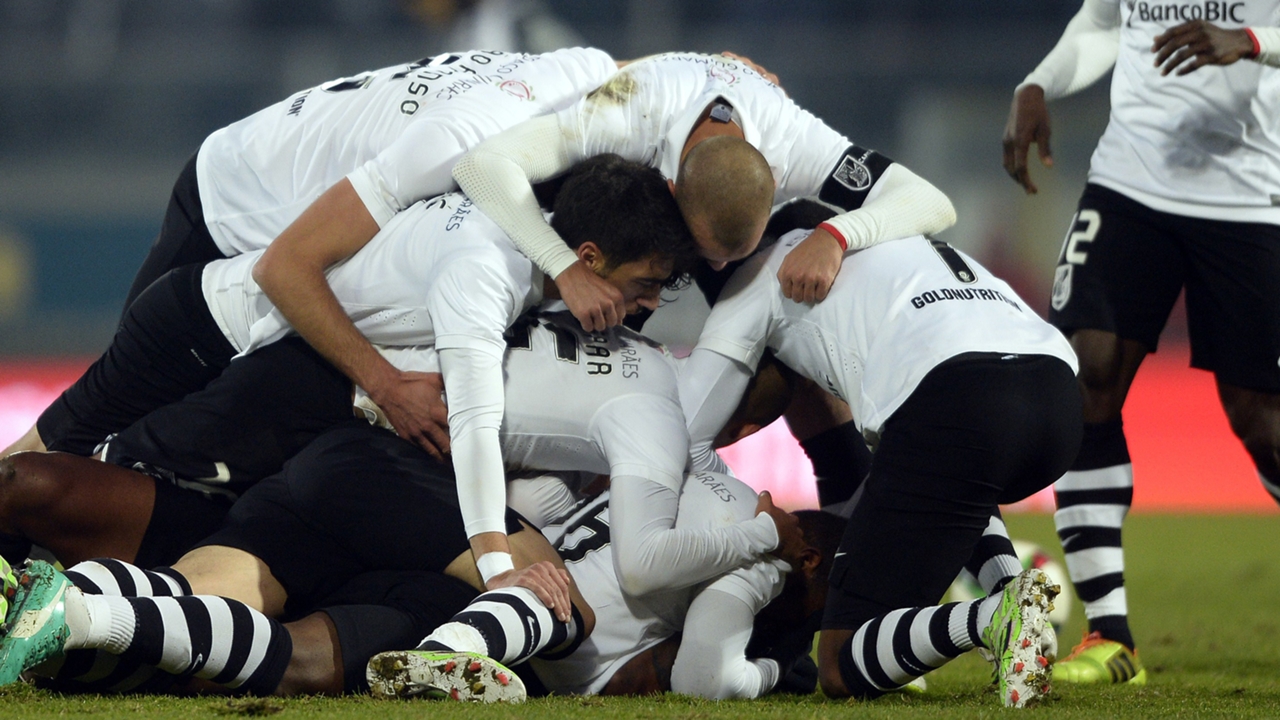 Guimaraes vs Belenenses, 03h15 ngày 19/9: Khởi đầu thuận lợi Guimaraes vs Belenenses, 03h15 ngày 19/9: Khởi đầu thuận lợi