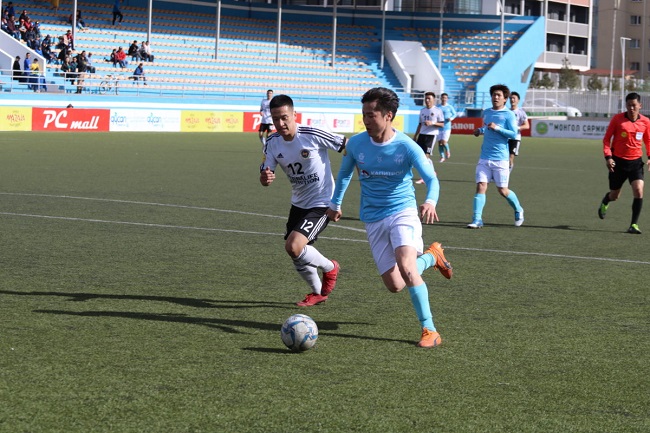 Ulaanbaatar vs Erchim, 15h ngày 13/8: Tận dụng thời cơ