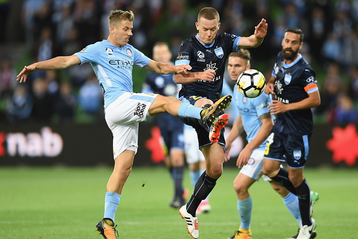 Sydney FC vs Melbourne City, 15h30 ngày 30/8: Tiếng nói lịch sử