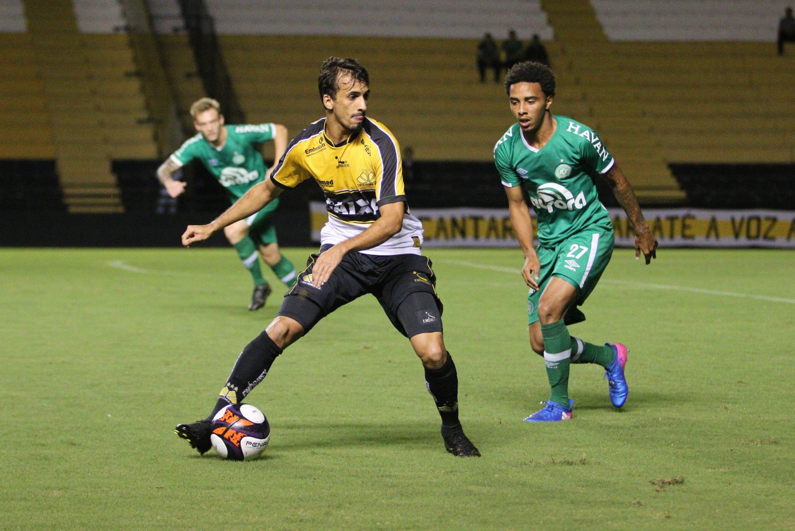 Criciuma vs Chapecoense, 7h30 ngày 6/8: Thế trận an bài