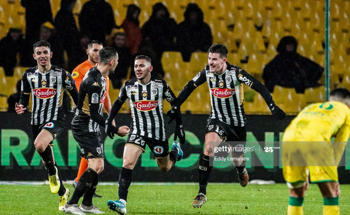 Dijon vs Angers (22h 22/8): Khách khởi đầu thuận lợi? Dijon vs Angers (22h 22/8): Khách khởi đầu thuận lợi?