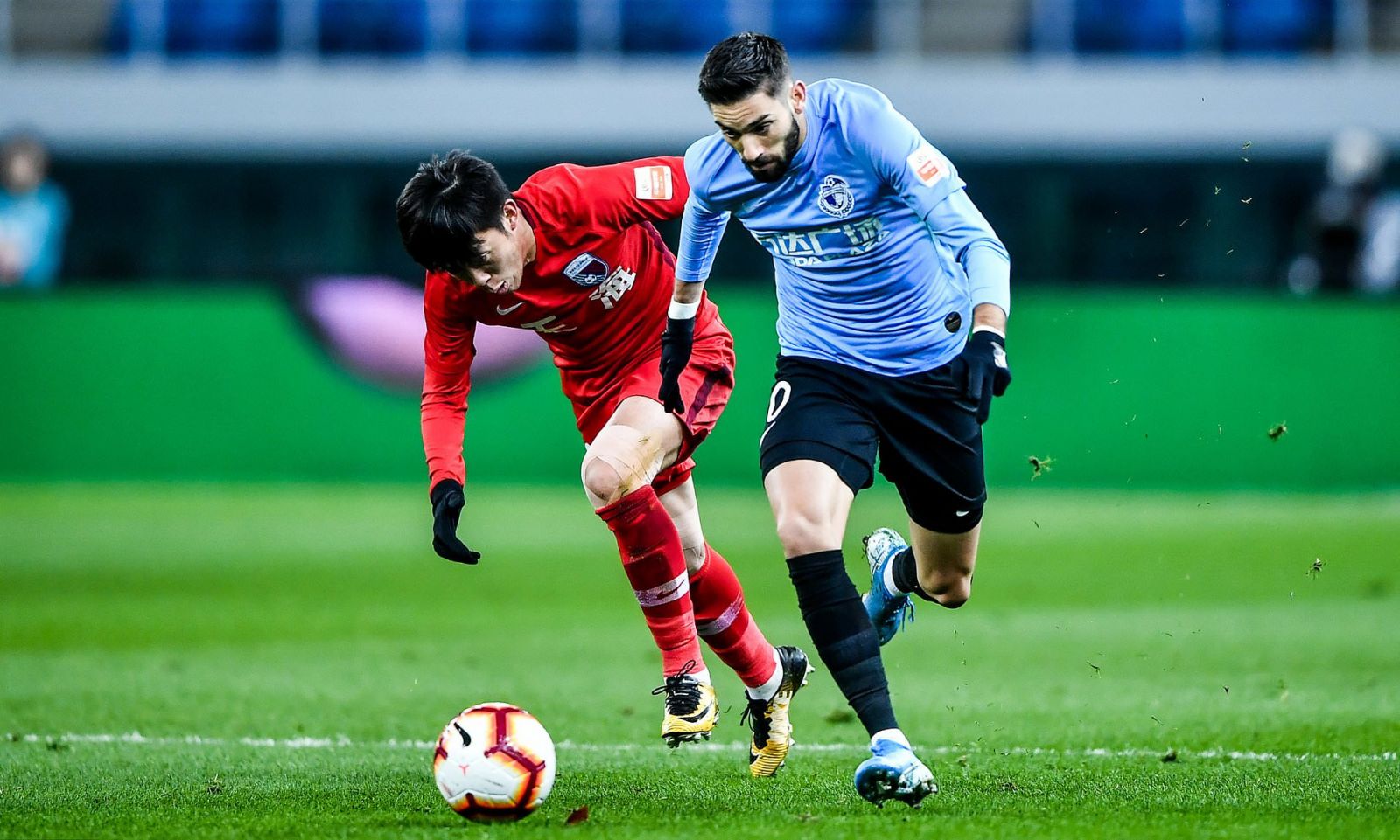 Guangzhou R&F vs Dalian Yifang, 19h ngày 21/9: Mục tiêu top 4 Guangzhou R&F vs Dalian Yifang, 19h ngày 21/9: Mục tiêu top 4