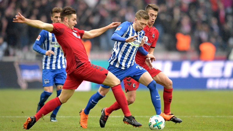 Hertha Berlin vs Eintracht Frankfurt (1h30 26/9): Chủ nhà đòi nợ Hertha Berlin vs Eintracht Frankfurt (1h30 26/9): Chủ nhà đòi nợ
