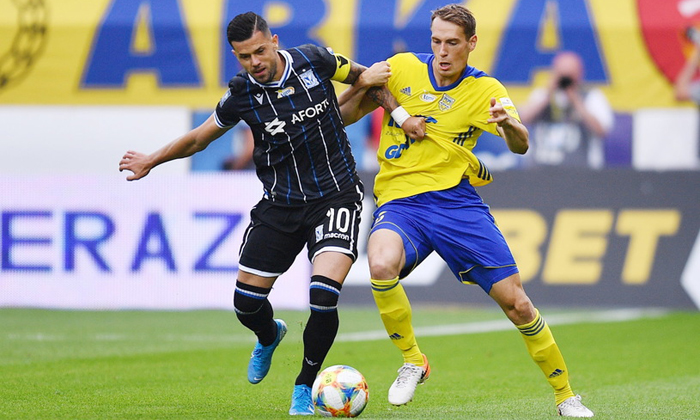 Hammarby vs Lech Poznan (0h 17/9): Kinh nghiệm lên tiếng