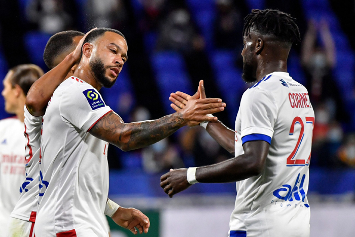Lyon vs Nimes (2h 19/9): ‘Mồi ngon’ giải sầu?