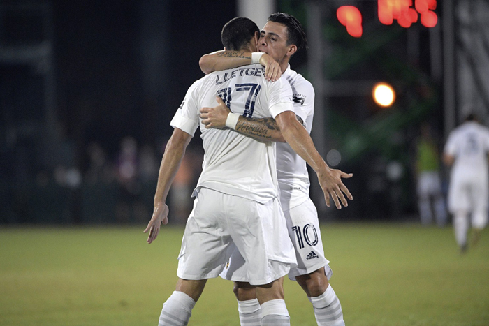 Los Angeles Galaxy vs Seattle Sounders, 9h37 ngày 28/9: Tìm lại nụ cười Los Angeles Galaxy vs Seattle Sounders, 9h37 ngày 28/9: Tìm lại nụ cười