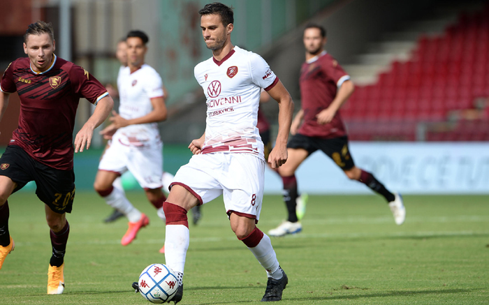 Reggina vs Teramo, 19h ngày 30/9: Ăn nhau ở trình độ