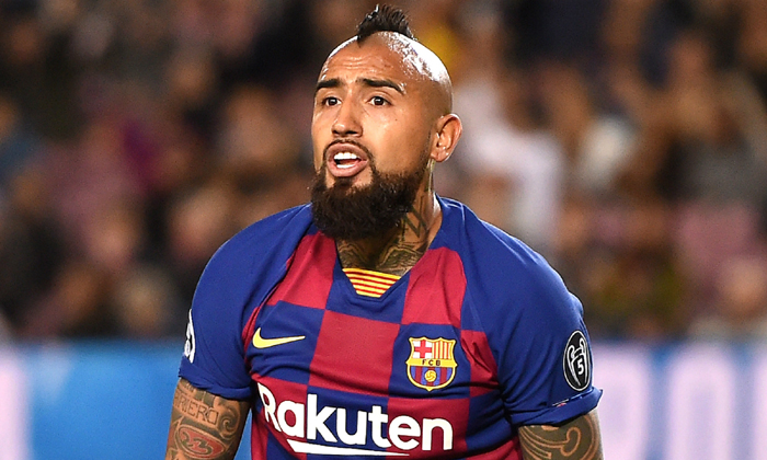 Chưa chia tay Barcelona, Arturo Vidal đã ‘đòi quà’ và cái kết