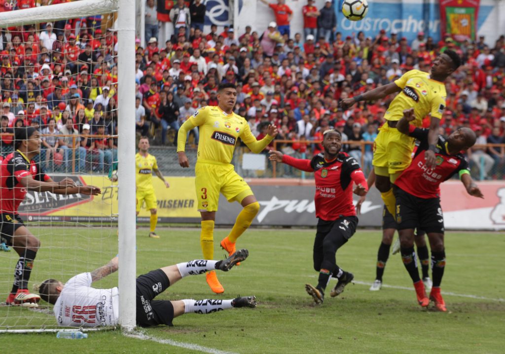 Barcelona SC vs Deportivo Cuenca, 07h00 ngày 20/11: Tạm chiếm ngôi đầu