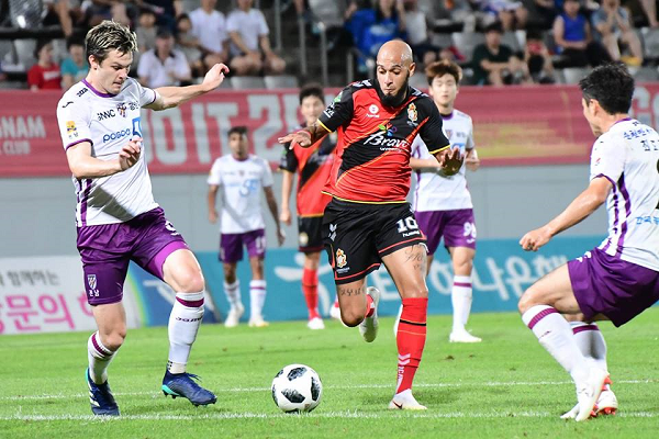 Busan IPark vs Hwaseong, 17h00 ngày 10/7: Sử dụng đội hình dự bị