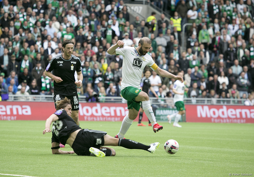 Slutsk (R) vs Sh. Soligorsk (R), 22h00 ngày 30/7: Tiếp cận Top 3