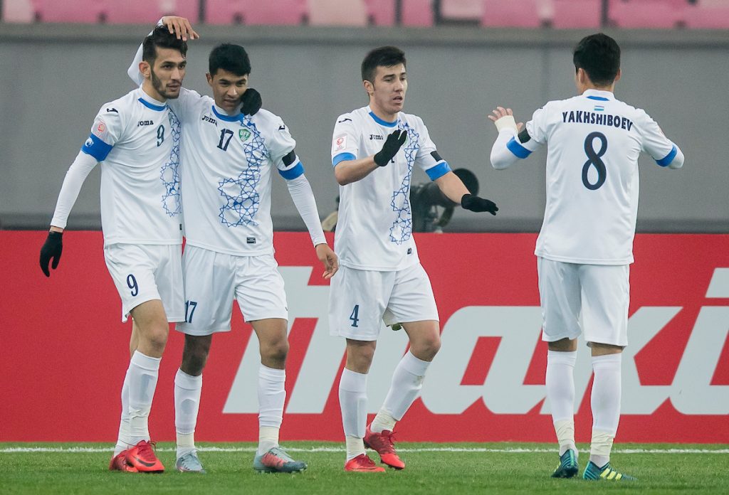 U23 Trung Quốc vs U23 Uzbekistan (20h15 12/1): Cản bước nhà vô địch? U23 Trung Quốc vs U23 Uzbekistan (20h15 12/1): Cản bước nhà vô địch?