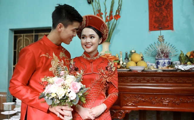 Chùm ảnh: Duy Mạnh, Quỳnh Anh rạng ngời trong lễ ăn hỏi