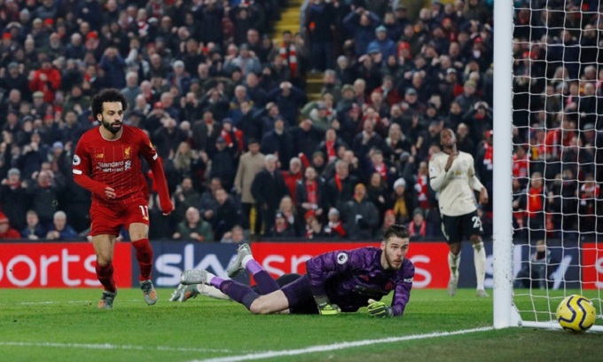 Liverpool 2-0 MU: Hạ đẹp MU, Liverpool c&ocirc; đơn tr&ecirc;n đỉnh