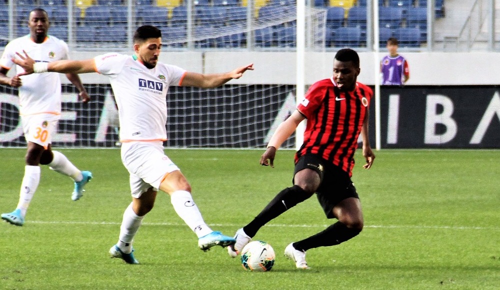 Genclerbirligi vs Alanyaspor, 17h30 ngày 5/12: Sợ hãi… sân nhà Genclerbirligi vs Alanyaspor, 17h30 ngày 5/12: Sợ hãi… sân nhà