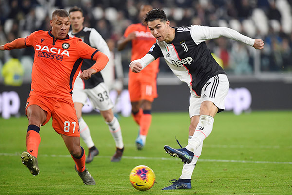Juventus vs Udinese (2h45 4/1): Lão bà ngày trái gió trở trời