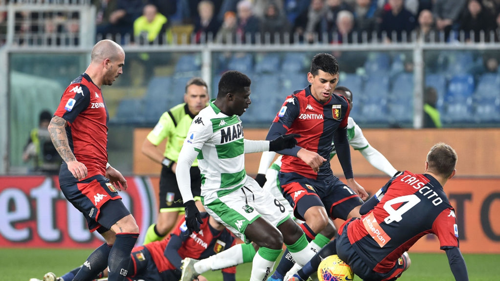 Sassuolo vs Genoa (21h 6/1): Đổ bê tông Sassuolo vs Genoa (21h 6/1): Đổ bê tông
